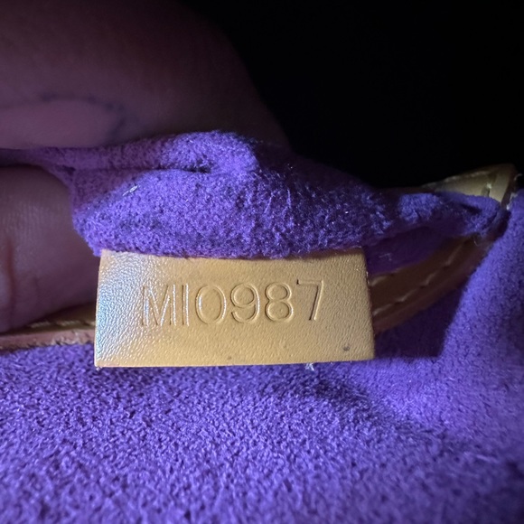 🥳HOST PICK🥳 Vintage Louis Vuitton Yellow Epi Leather Alma PM - Picture 16 of 16